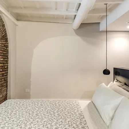 Vicolo Orsoline Piazza Spagna